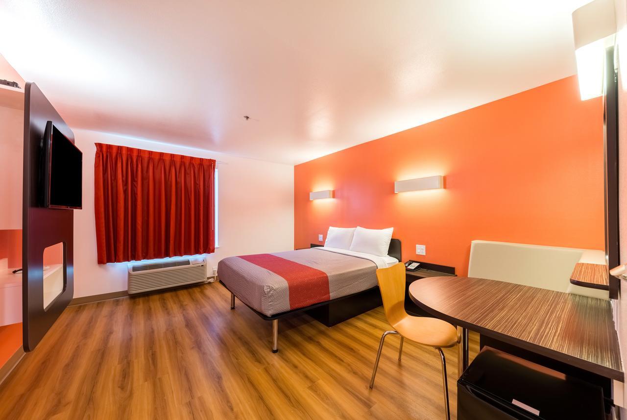 Motel 6 Fort Worth, Tx - North - Saginaw Экстерьер фото
