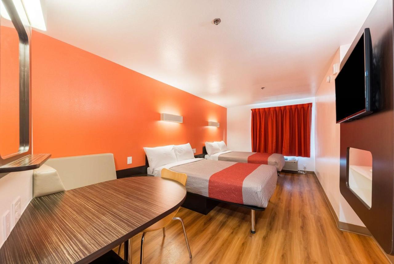 Motel 6 Fort Worth, Tx - North - Saginaw Экстерьер фото