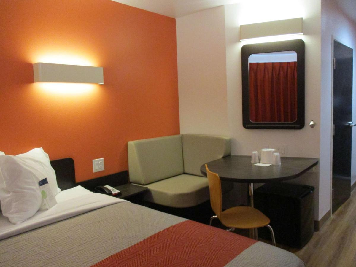 Motel 6 Fort Worth, Tx - North - Saginaw Экстерьер фото