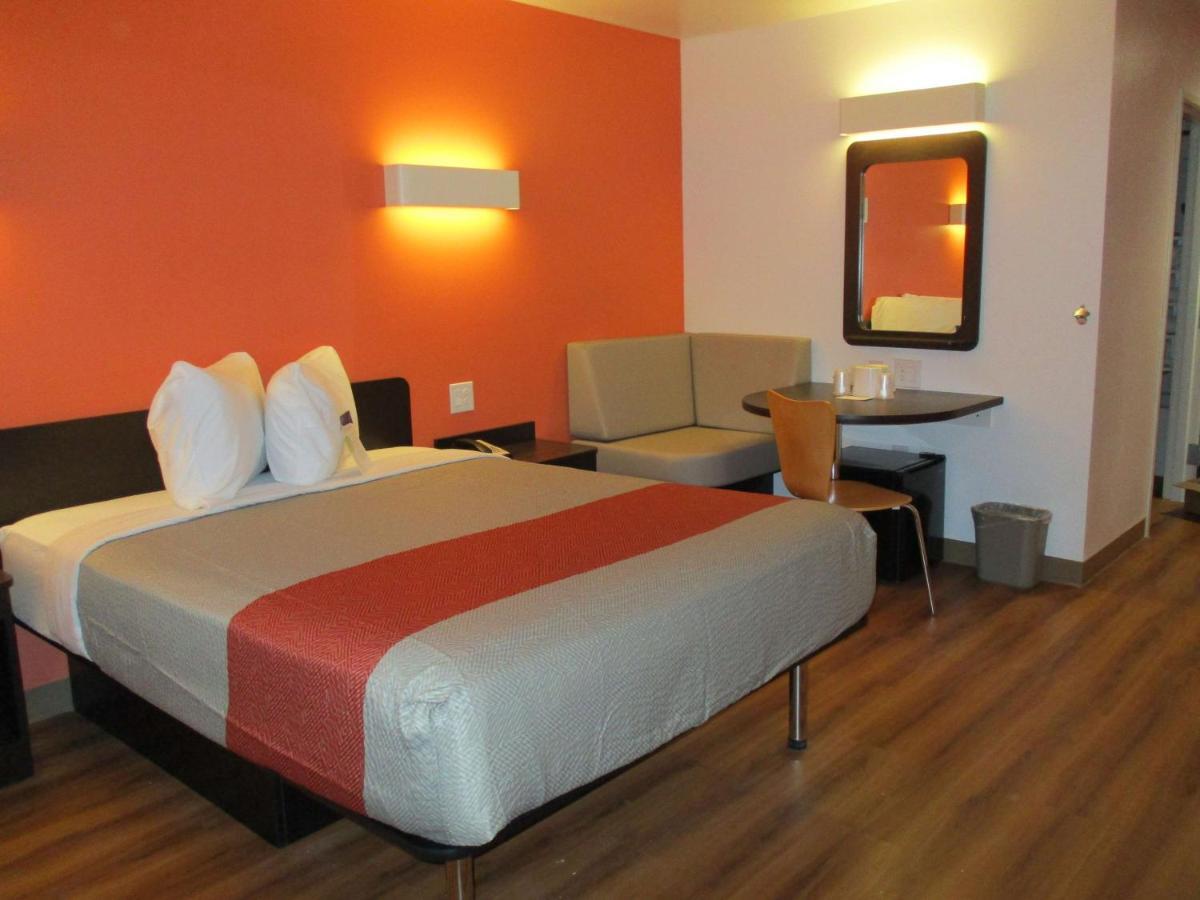 Motel 6 Fort Worth, Tx - North - Saginaw Экстерьер фото